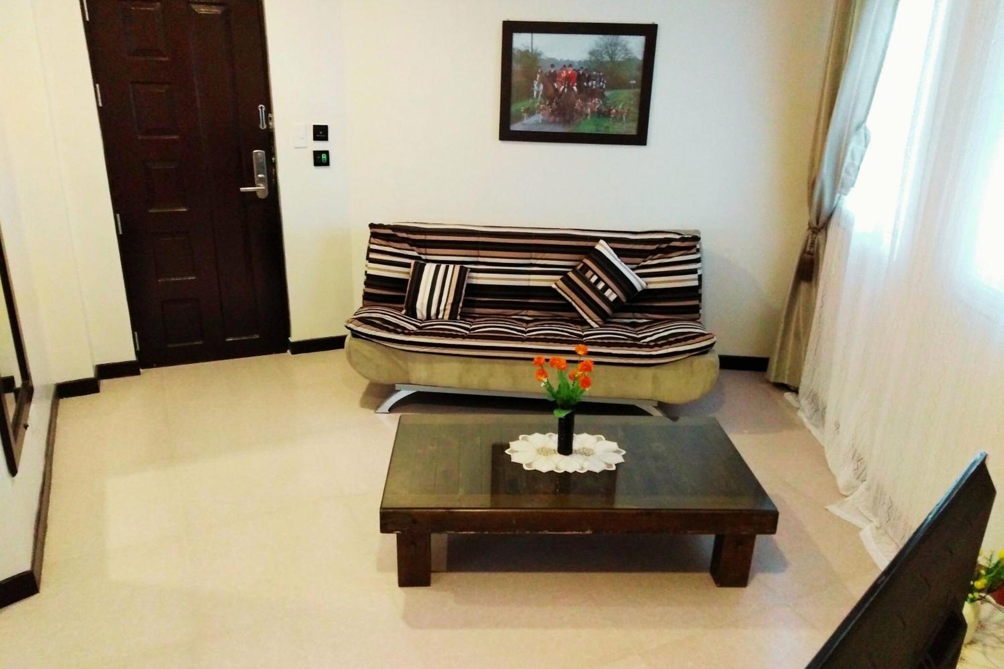 Venezia Suites Hotel Iloilo Quarto foto